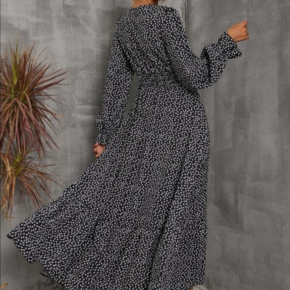 Boho Gypsy Print Flounce Sleeve Smocked Dress - Picture 13 of 14